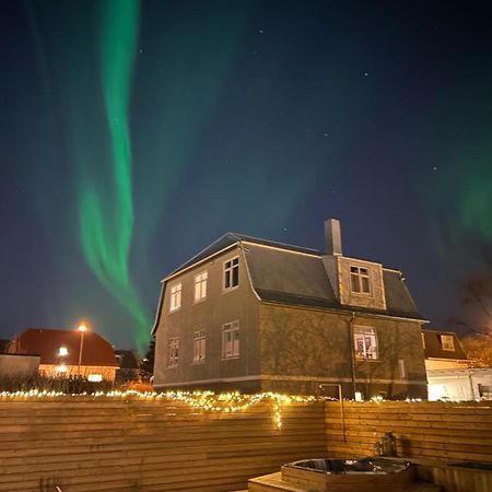 Lovely Studio Apartment With Hot Tub Reiquiavique Exterior foto