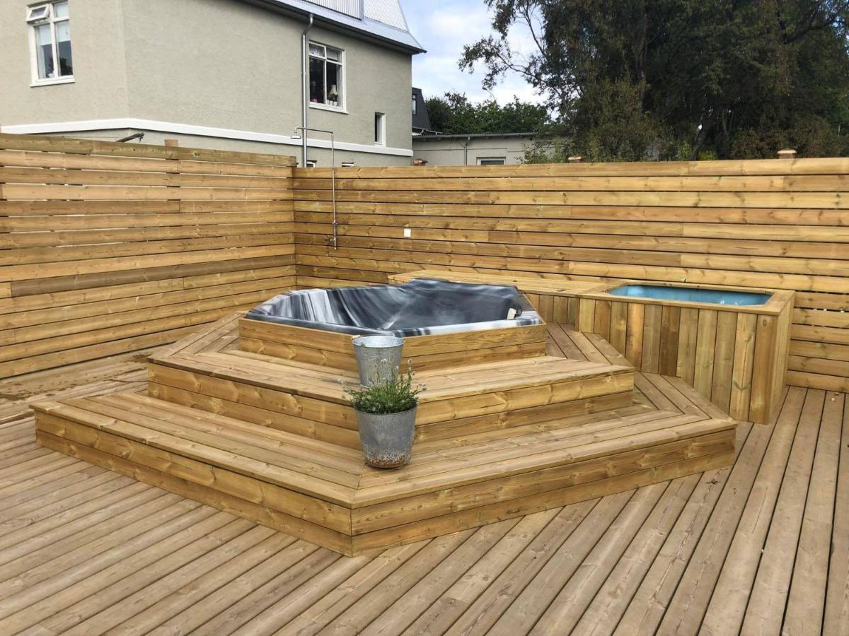 Lovely Studio Apartment With Hot Tub Reiquiavique Exterior foto
